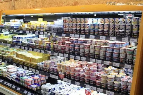 临期食品特卖 低价背后的安全底线